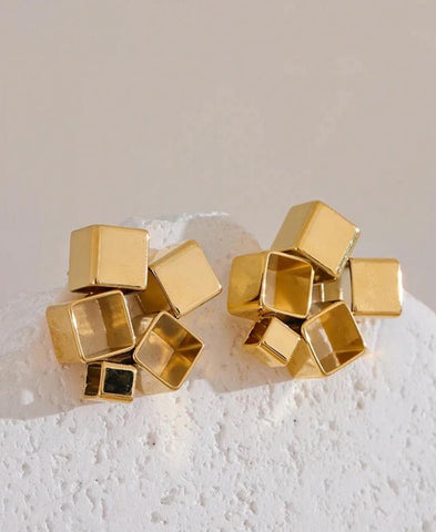 Cube Studs